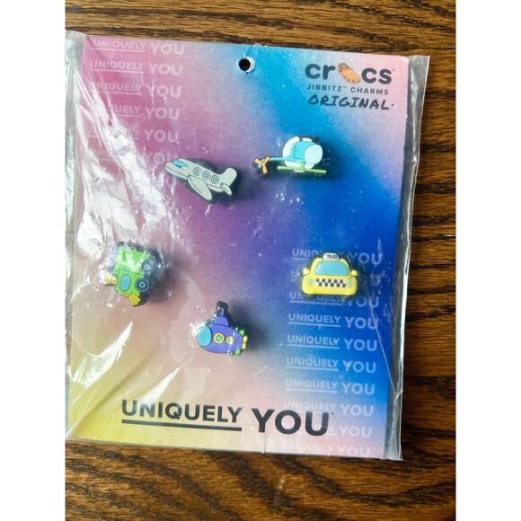 New Crocs Tiny Vehicles Jibbitz 5 Pack Submarine Taxi Train Plane Helicopter - Picture 3 of 6